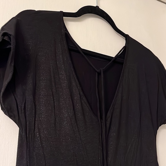 Black & Gold Shimmer Low-back Tee Dress - Picture 3 of 10